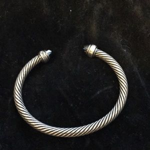 Beautiful David yurman onyx bracelet